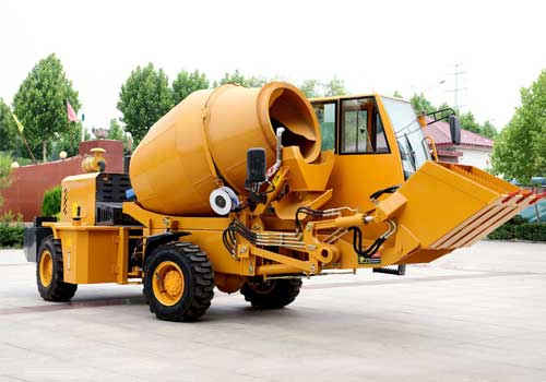 Self Loading Concrete Mixer Truck For 2.0 CUM